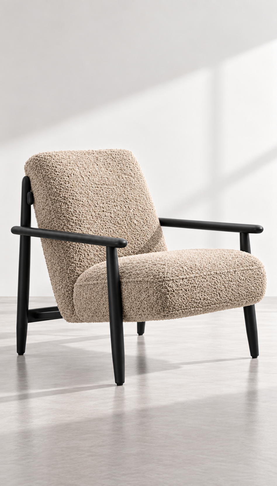 Mira Lounge Chair